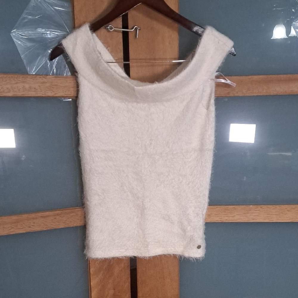 Guess Cream Fuzzy Tank Top Off The Shoulder Sz L